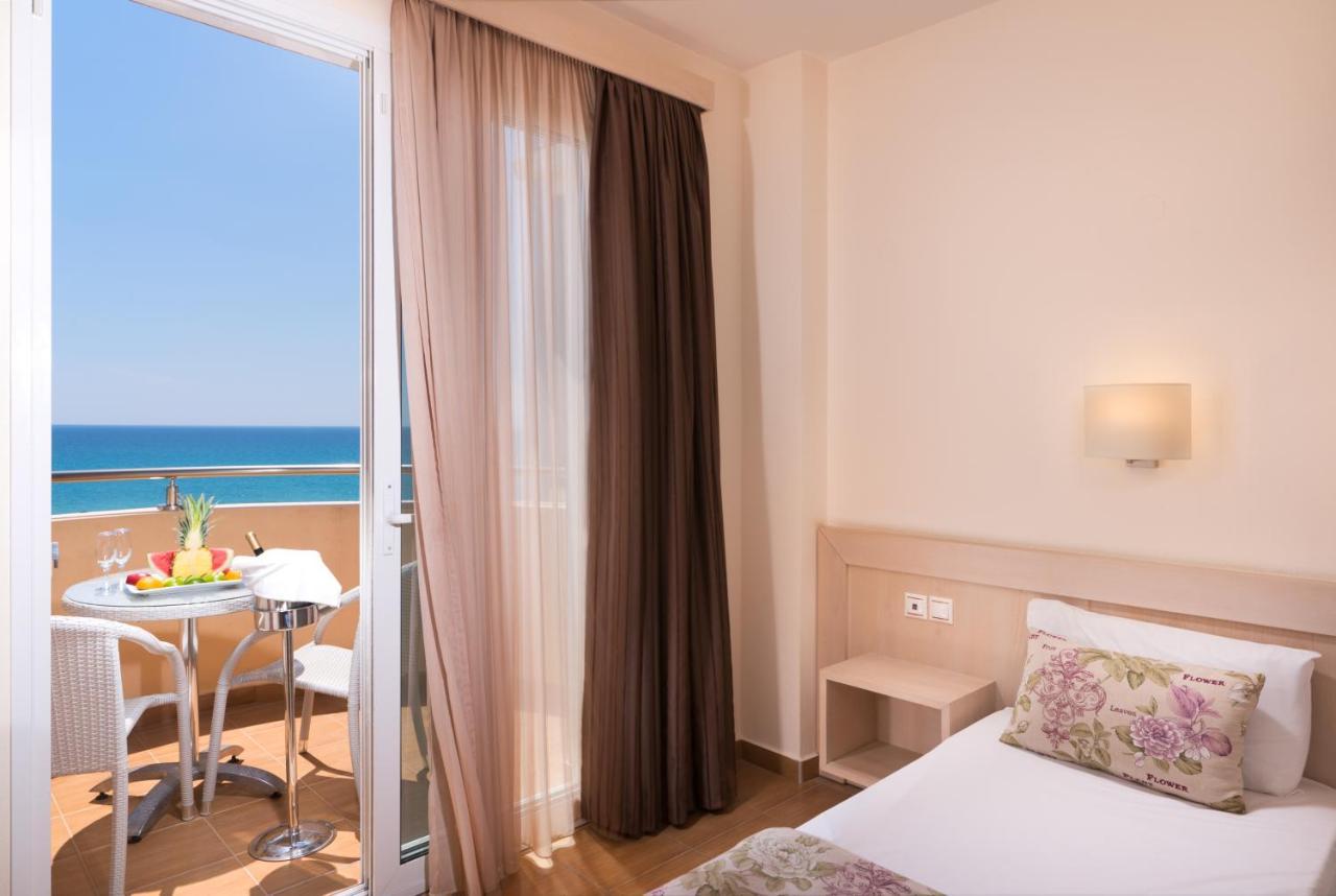 Sunray Hotel Лименария Екстериор снимка