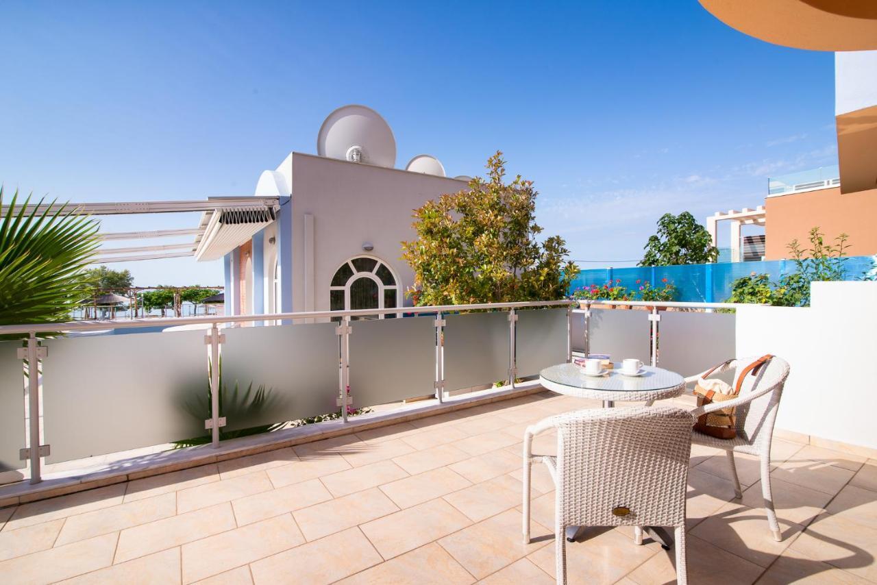 Sunray Hotel Лименария Екстериор снимка