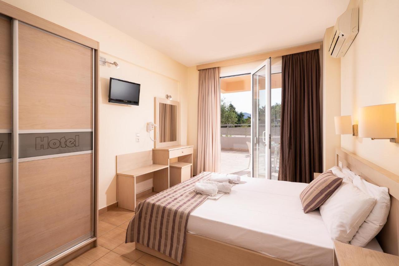 Sunray Hotel Лименария Екстериор снимка